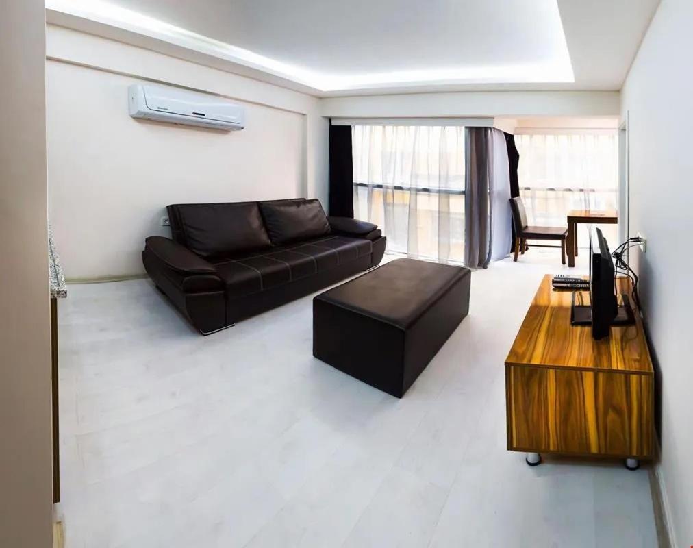 Smyrna Homes & Suits Esmirna Exterior foto